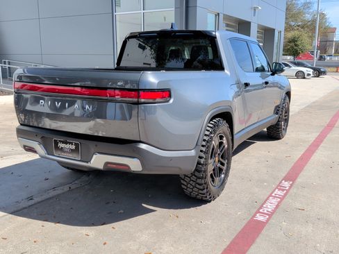 Used 2023 Rivian R1T Adventure image 10