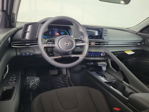 New 2025 Hyundai Elantra Blue image 12