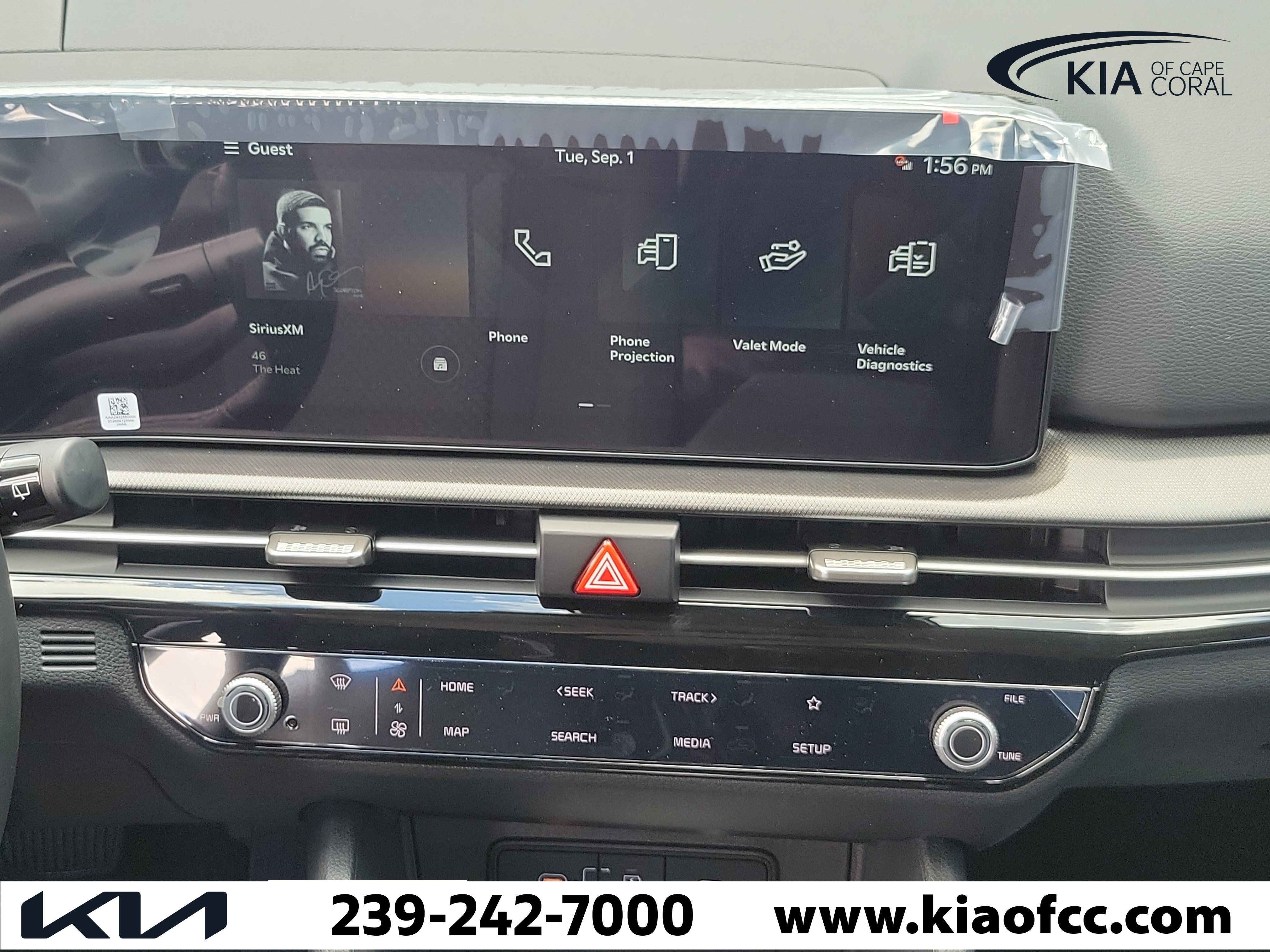 New 2026 Kia Sportage LX w/ LX Convenience Package FWD image 19