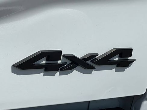 Used 2025 RAM 2500 Big Horn AWD/4WD image 45