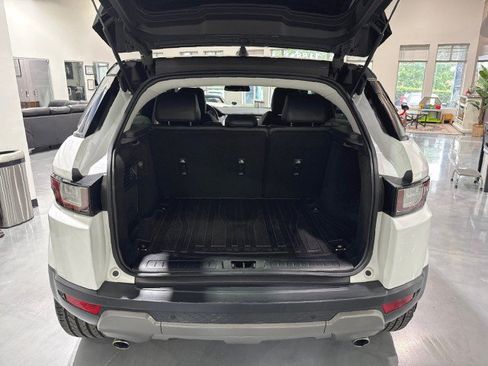 Used 2018 Land Rover Range Rover Evoque SE AWD/4WD image 14