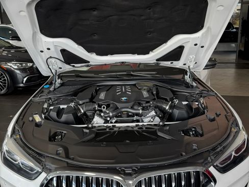 Used 2019 BMW M850i xDrive Convertible w/ M Carbon Exterior Package AWD/4WD image 47