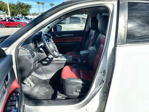 Used 2018 MAZDA CX-5 Touring w/ Preferred Equipment Package FWD image 2