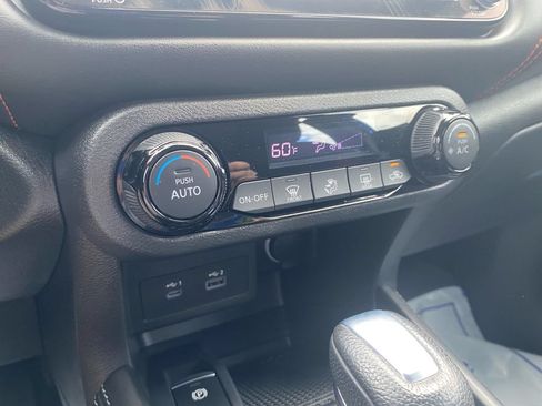 Used 2021 Nissan Kicks SR FWD image 26