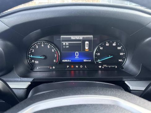 Certified 2022 Ford Explorer XLT w/ Equipment Group 202A image 34