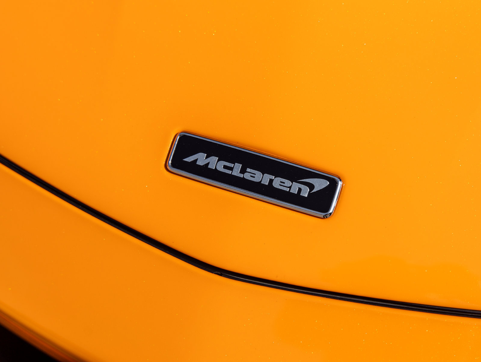 Used 2022 McLaren GT RWD image 19