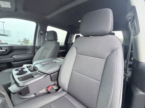 Used 2024 Chevrolet Silverado 2500 Custom w/ Custom Convenience Package AWD/4WD image 22