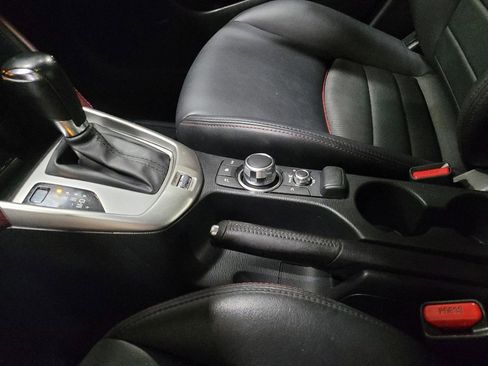 Used 2018 MAZDA CX-3 Touring w/ Preferred Equipment Package image 26