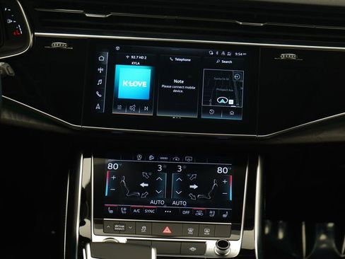 Used 2023 Audi Q8 Premium Plus w/ Premium Plus Package AWD/4WD image 11
