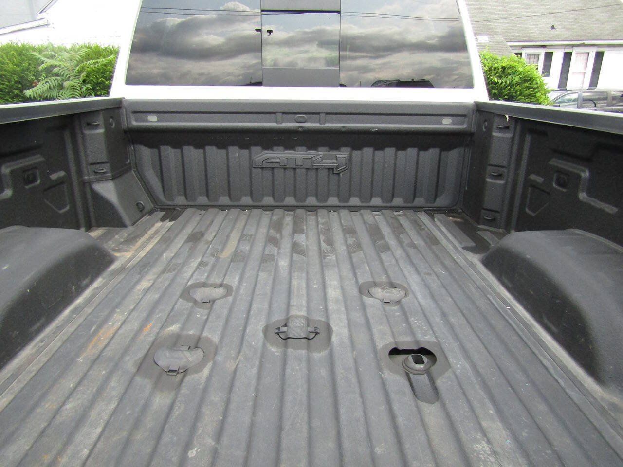 Used 2022 GMC Sierra 2500 AT4 w/ AT4 Premium Plus Package AWD/4WD image 22