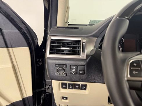 Used 2023 Lexus GX 460 Premium AWD/4WD image 24