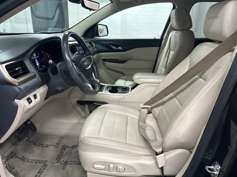 Used 2020 GMC Acadia Denali w/ LPO, Floor Liner Package image 21