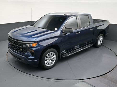 Used 2023 Chevrolet Silverado 1500 Custom RWD image 11