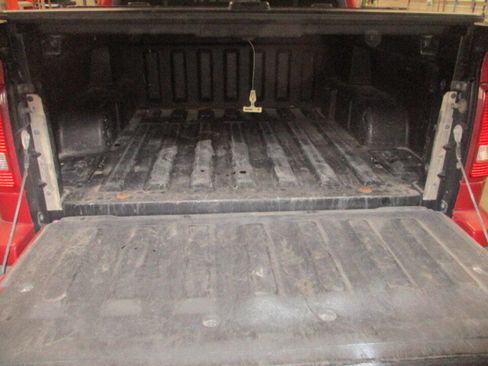 Used 2010 Ford Explorer Sport Trac XLT image 7