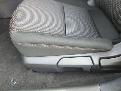 New 2026 Nissan Sentra SR w/ Floor Mat Package FWD image 33