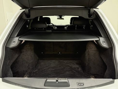 Used 2021 Rolls-Royce Cullinan Black Badge image 10