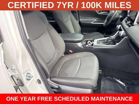 Used 2024 Toyota RAV4 XLE w/ Convenience Package FWD image 9