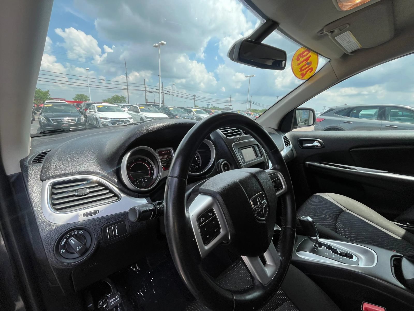 Used 2019 Dodge Journey SE w/ Connectivity Group FWD image 19