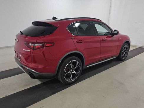Used 2023 Alfa Romeo Stelvio Ti AWD/4WD image 3