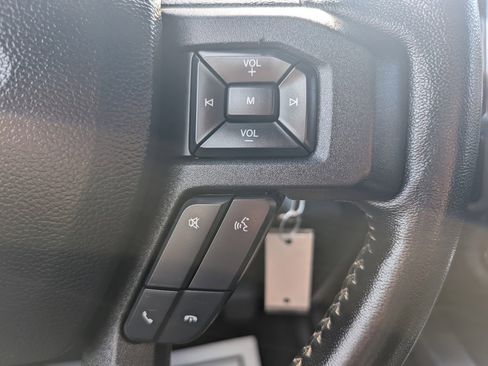 Used 2018 Ford F150 XLT w/ Equipment Group 302A Luxury image 19