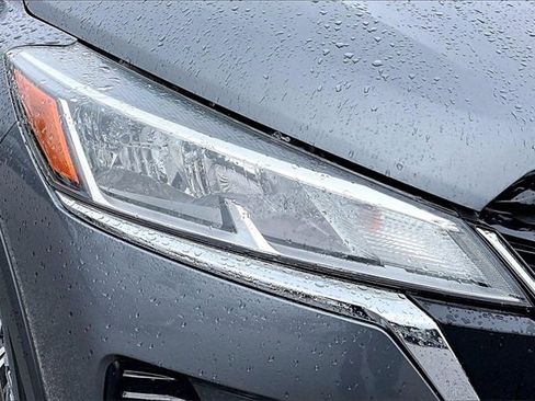 Used 2021 Nissan Kicks SV image 32