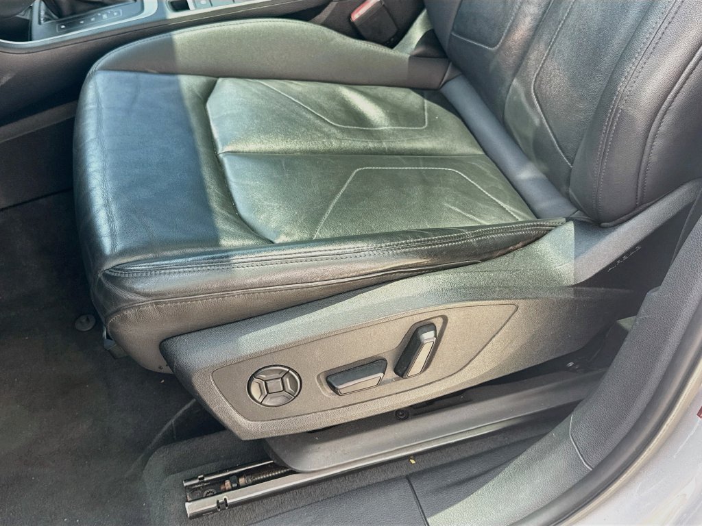 Used 2020 Audi Q3 2.0T Premium AWD/4WD image 21
