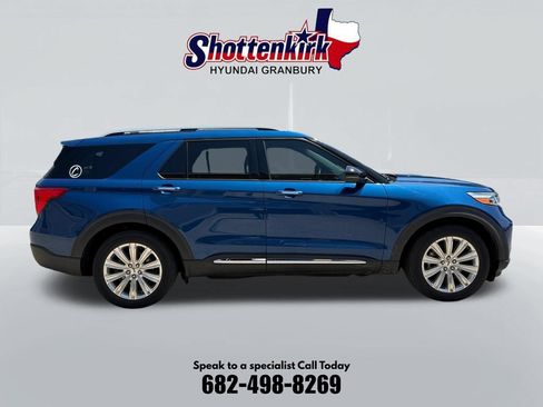 Used 2021 Ford Explorer Limited w/ Equipment Group 301A RWD image 5