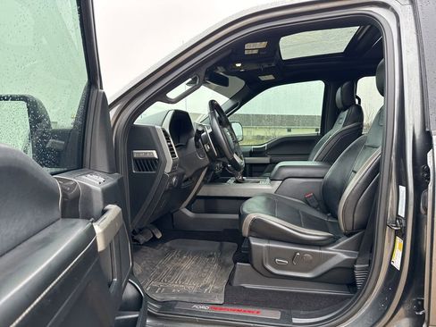 Used 2018 Ford F150 Raptor w/ Equipment Group 802A Luxury image 6