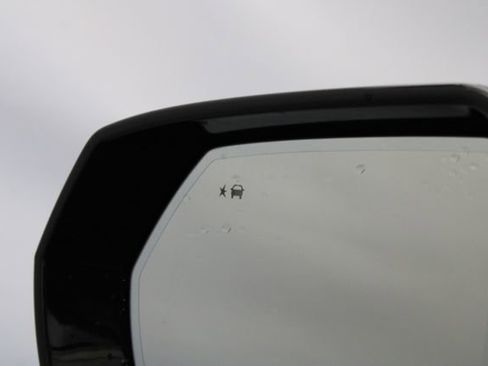 Used 2023 Cadillac Escalade V AWD/4WD image 32