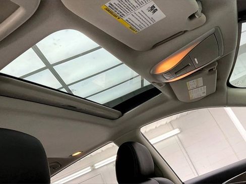 Used 2017 INFINITI QX60 Base w/ Premium Plus Package image 14