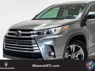 Used 2017 Toyota Highlander Limited Platinum video 2