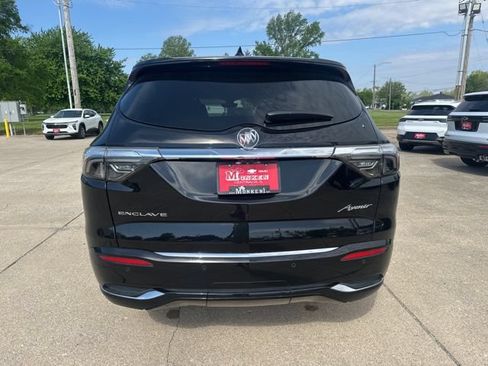Used 2024 Buick Enclave Avenir w/ Avenir Technology Package FWD image 4