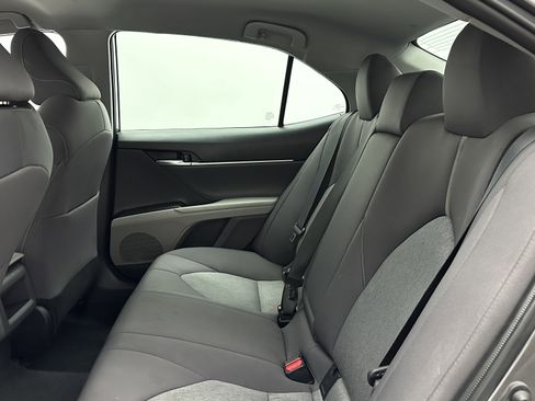 Used 2023 Toyota Camry LE image 26