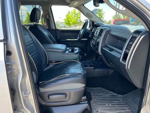 Used 2016 RAM 2500 Tradesman w/ Chrome Appearance Group AWD/4WD image 14