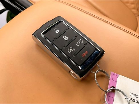 Used 2023 Jeep Grand Cherokee Summit image 13