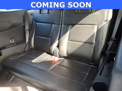 Used 2024 Ford Explorer XLT w/ Equipment Group 202A AWD/4WD image 12