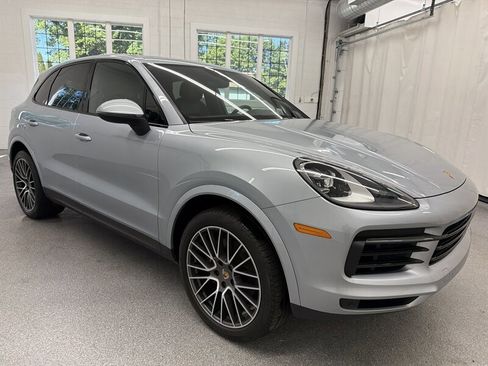Used 2020 Porsche Cayenne AWD/4WD image 3