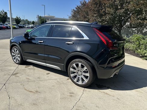 Used 2020 Cadillac XT4 Premium Luxury AWD/4WD image 7
