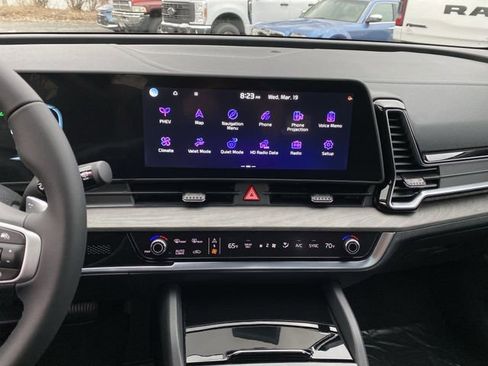 New 2025 Kia Sportage X-Line image 9