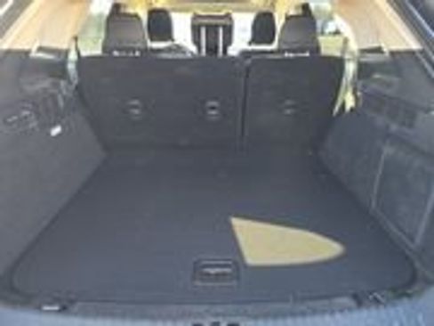 Used 2022 Lincoln Nautilus Reserve image 6