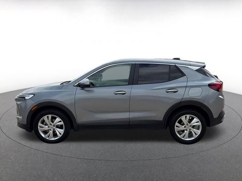 Used 2025 Buick Encore GX Preferred FWD image 9