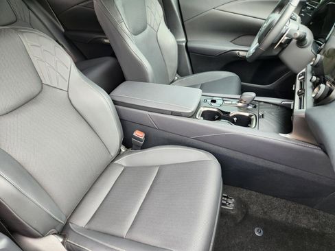 Certified 2025 Lexus RX 350 Premium w/ Accessory Package (Z1) FWD image 6