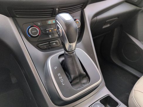 Used 2017 Ford C-MAX Energi SE w/ Equipment Group 401A image 12