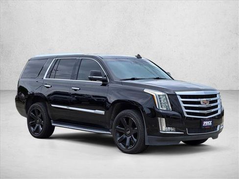 Used 2019 Cadillac Escalade Luxury AWD/4WD image 3