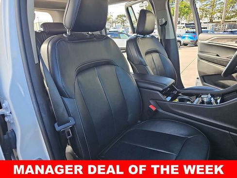 Used 2023 Jeep Grand Cherokee Limited w/ Luxury Tech Group II image 10