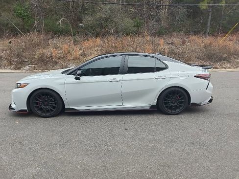 Used 2021 Toyota Camry TRD image 5