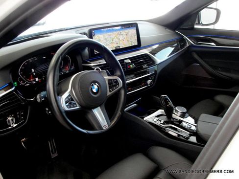 Used 2022 BMW 540i w/ M Sport Package image 26