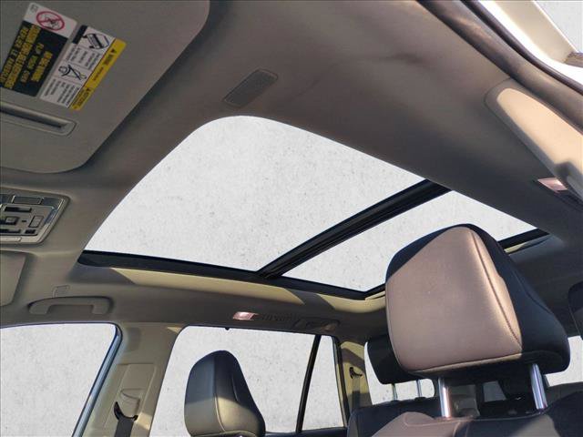 Used 2025 Toyota Grand Highlander FWD image 15