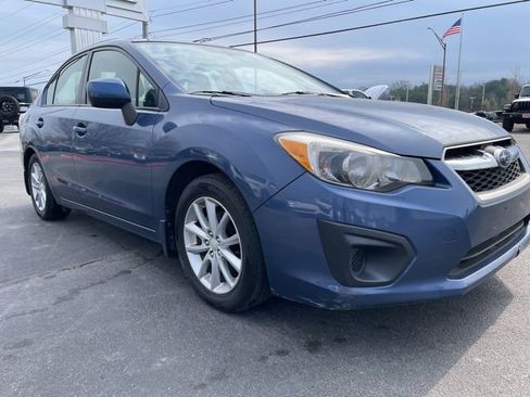 Used 2012 Subaru Impreza 2.0i Premium w/ All-Weather Pkg AWD/4WD image 2