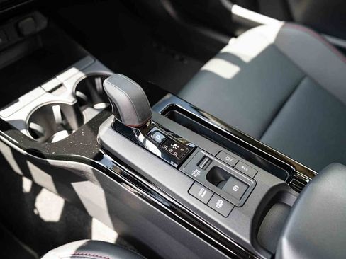 New 2026 Toyota Prius Plug-In Hybrid FWD image 16